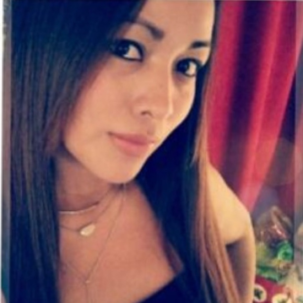 Meet your Posher, Esmeralda